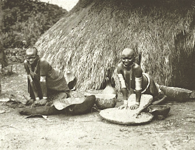 Kikuyu Girls Grinding Meal. - webAfriqa. Semantic Africa Kikuyu Girls Grinding Meal.