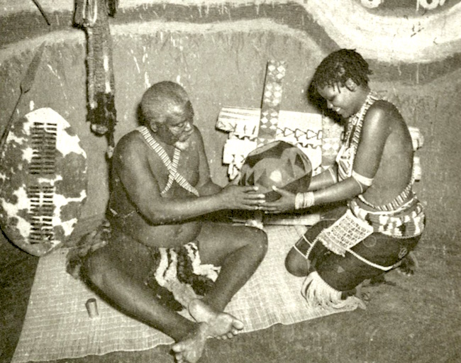 Ndebele Couple at Home. webAfriqa - Semantic Africa Ndebele Couple at Home.