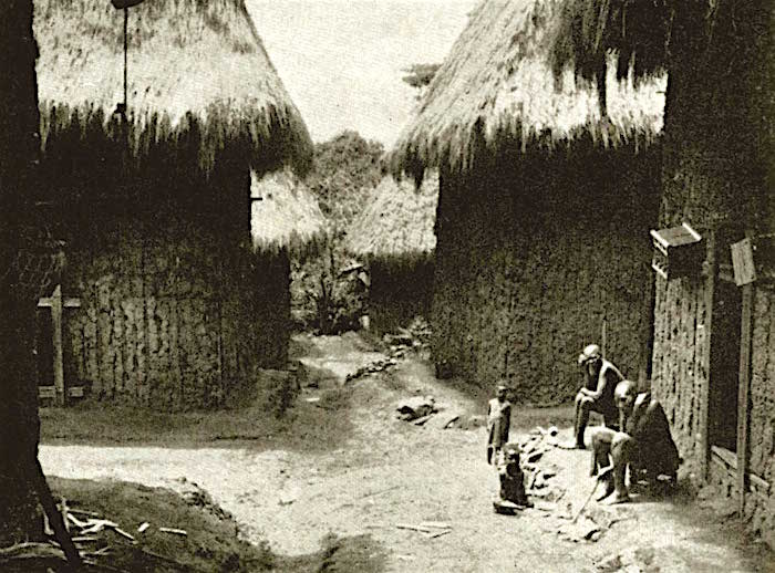 Nsaw Village. - webAfriqa - Semantic Africa Nsaw Village.