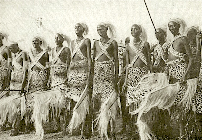 Tutsi Dancers in Ruanda-Urundi. - webAfriqa. Semantic Africa Tutsi Dancers in Ruanda-Urundi.